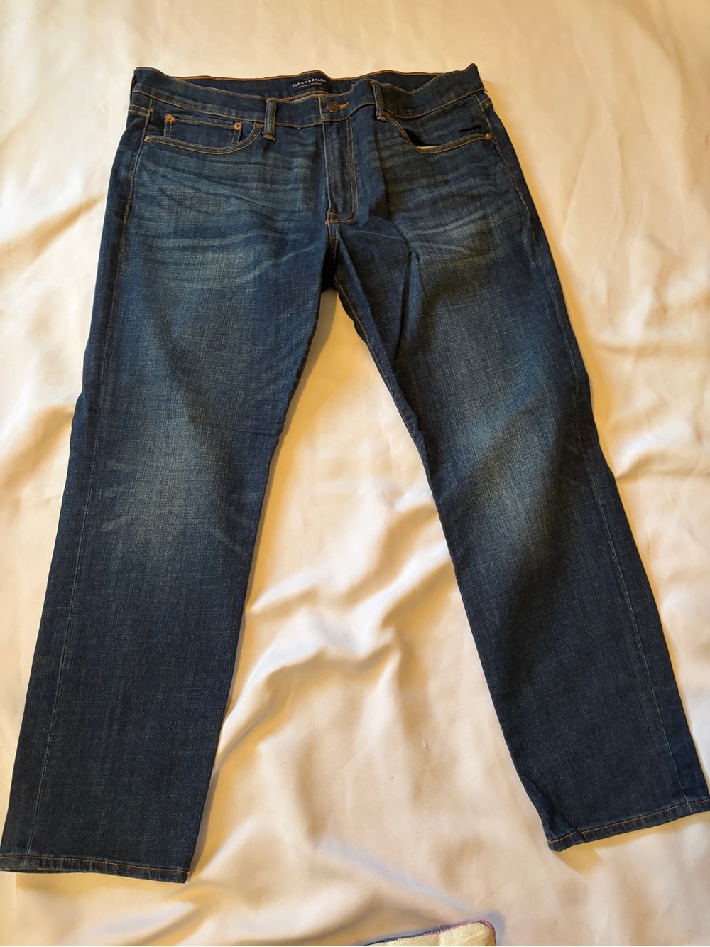 Lucky Brand Men's Medium Dark Blue Straight Jeans